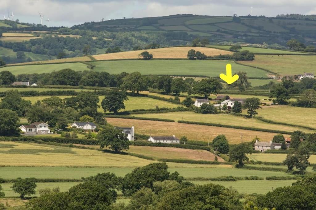 The Barn. Daire Carmarthen Dış mekan fotoğraf